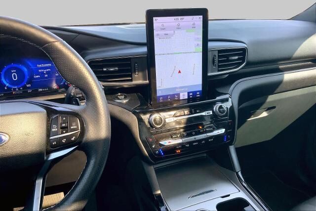 2023 Ford Explorer ST — photo 1 of 2