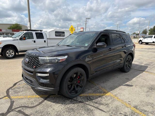2020 Ford Explorer ST — photo 1 of 13