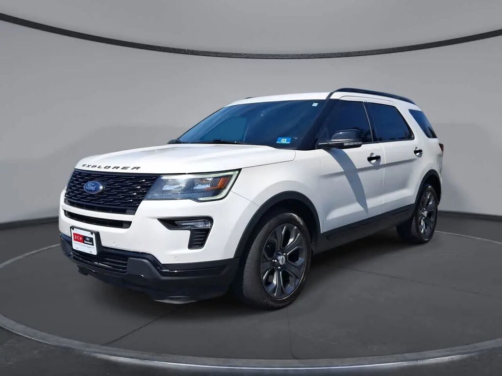 2018 Ford Explorer Sport — photo 1 of 13