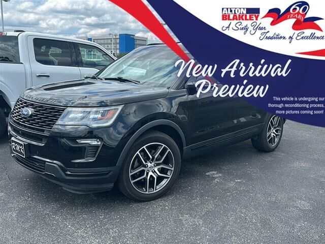 2018 Ford Explorer Sport — photo 1 of 12