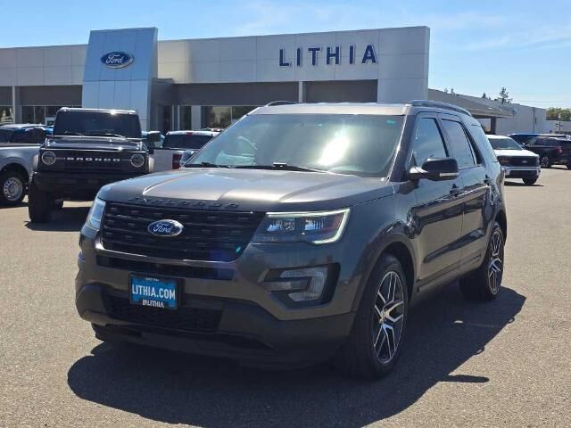 2017 Ford Explorer Sport — photo 1 of 4