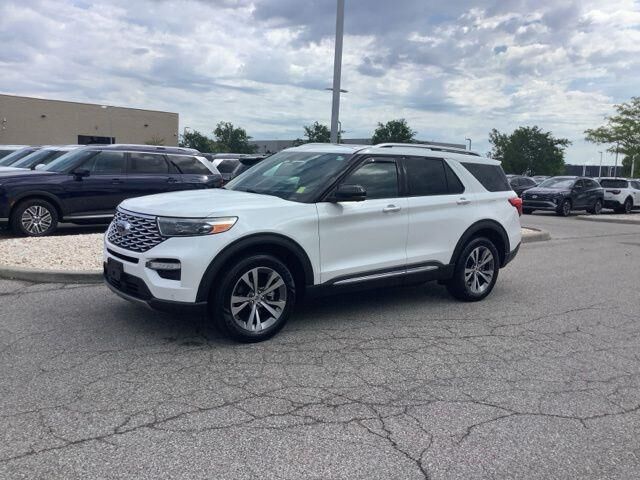 2020 Ford Explorer Platinum — photo 1 of 13