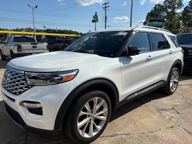 2023 Ford Explorer Platinum