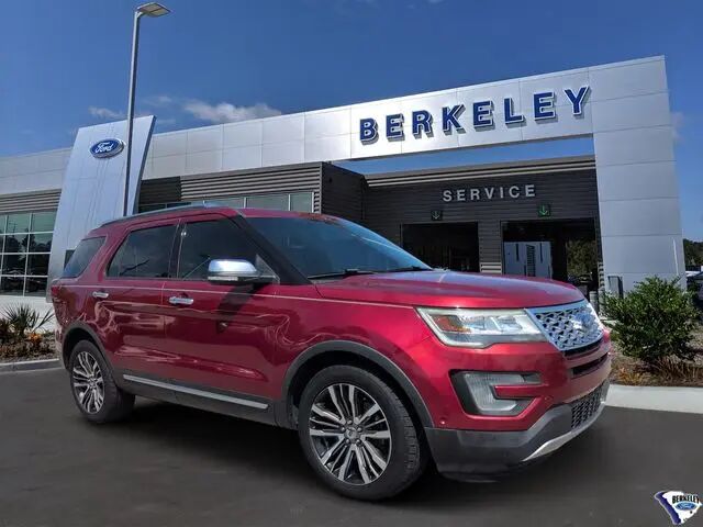 2017 Ford Explorer Platinum
