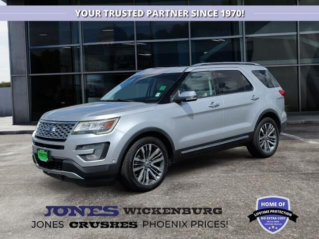 2017 Ford Explorer Platinum — photo 1 of 13