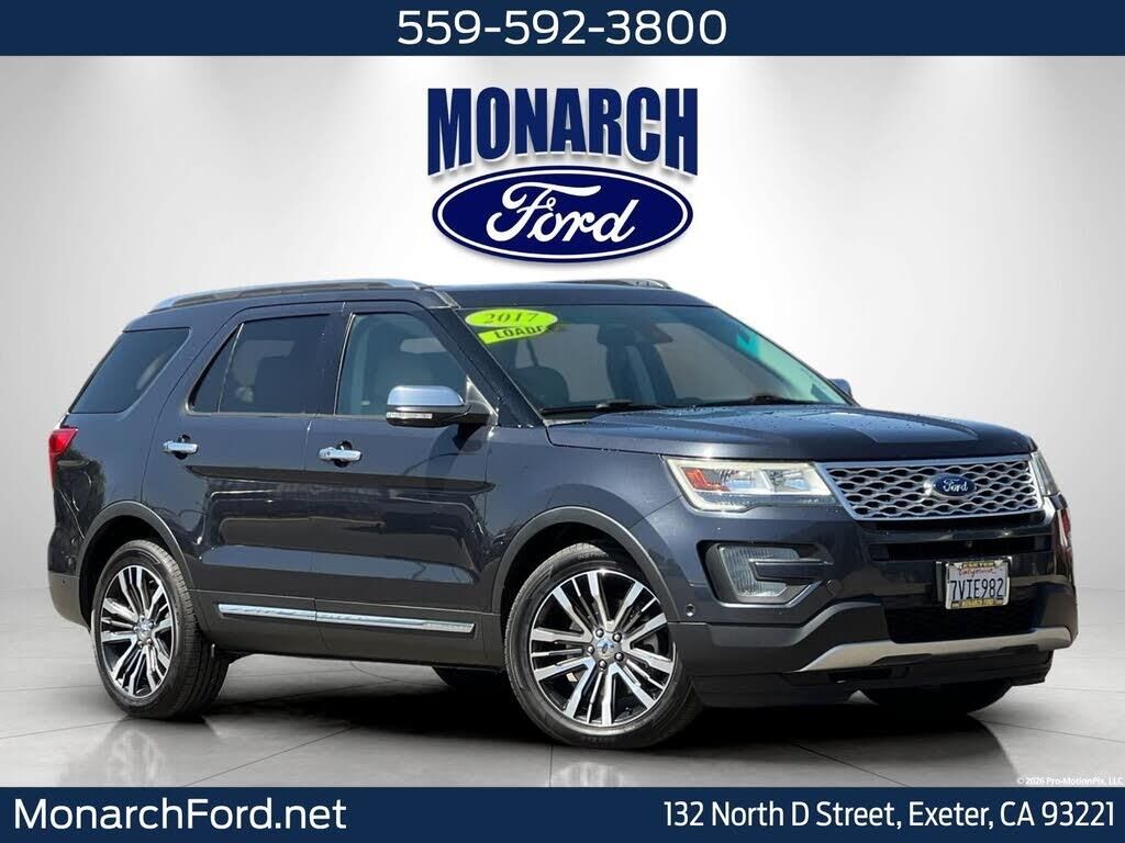 2017 Ford Explorer Platinum — photo 1 of 1