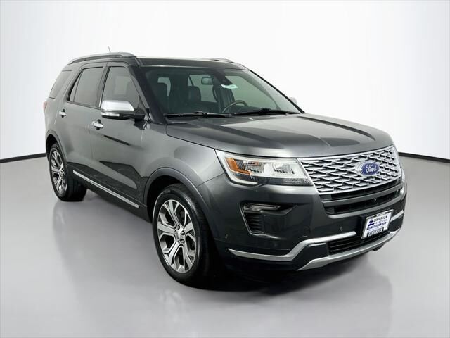 2018 Ford Explorer Platinum — photo 1 of 13
