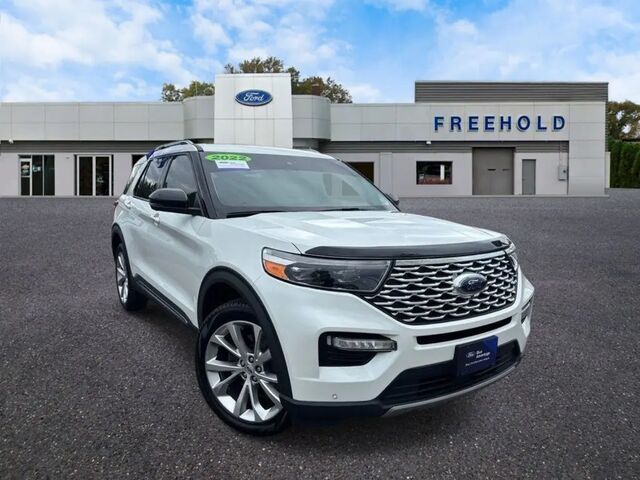 2022 Ford Explorer Hybrid Platinum