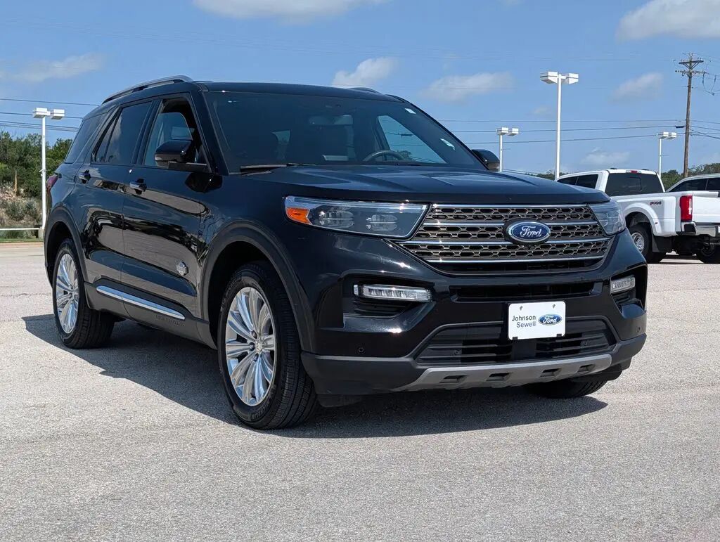 2024 Ford Explorer King Ranch — photo 1 of 13