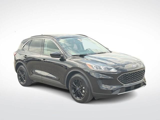 2021 Ford Escape Hybrid SE