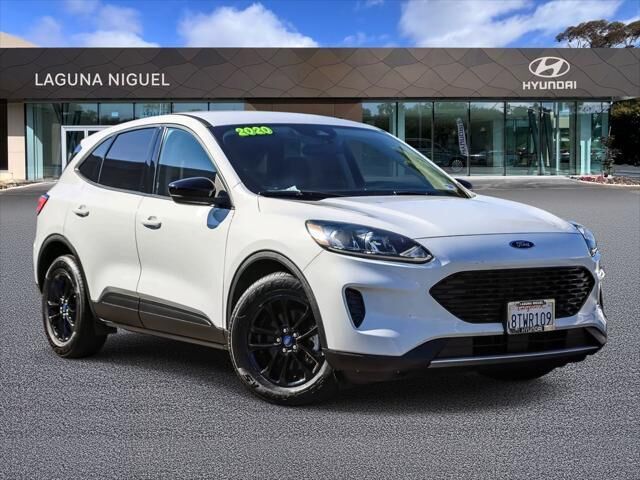 2020 Ford Escape Hybrid SE Sport — photo 1 of 13