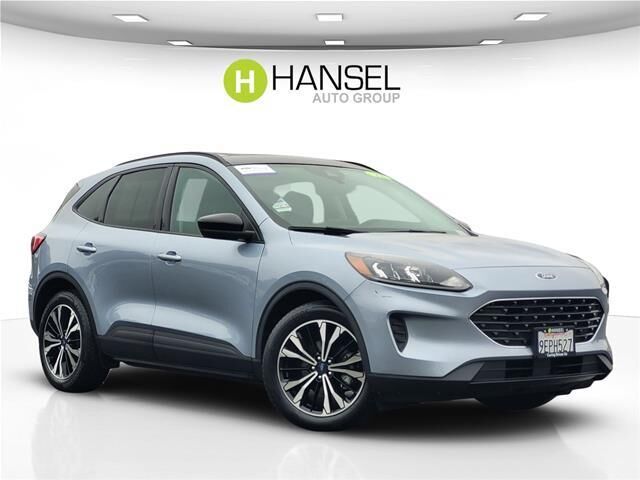 2022 Ford Escape Hybrid SE — photo 1 of 12