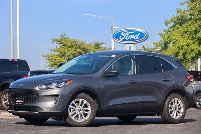 2022 Ford Escape Hybrid SE