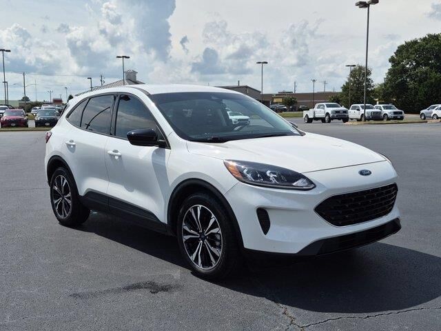 2022 Ford Escape Hybrid SE