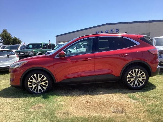 2020 Ford Escape Hybrid Titanium