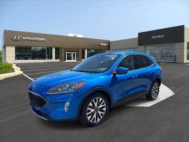 2020 Ford Escape Hybrid Titanium