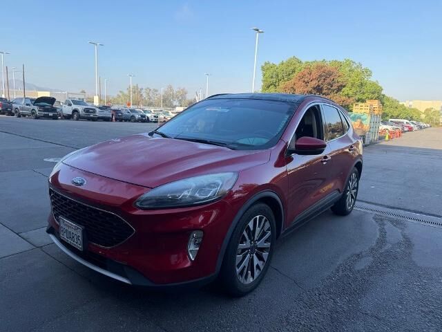 2020 Ford Escape Hybrid Titanium