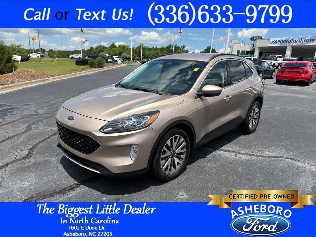 2021 Ford Escape Hybrid Titanium