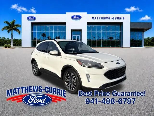 2020 Ford Escape Hybrid Titanium — photo 1 of 12