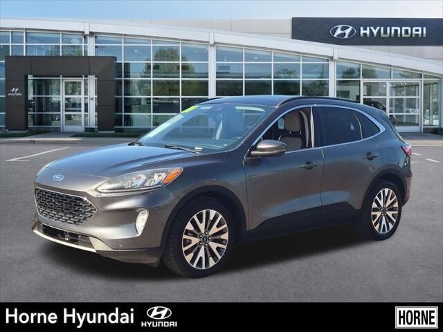 2020 Ford Escape Hybrid Titanium