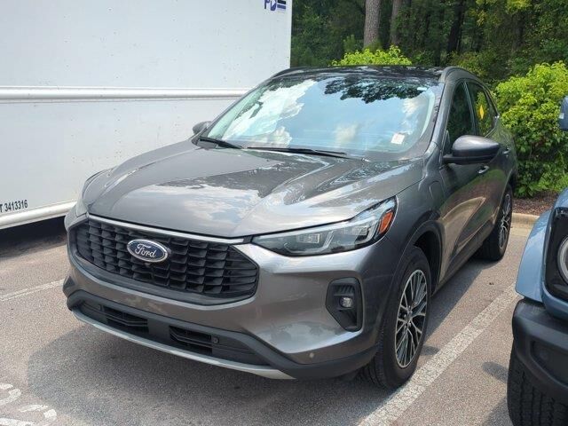 2025 Ford Escape Plug-In Hybrid PHEV