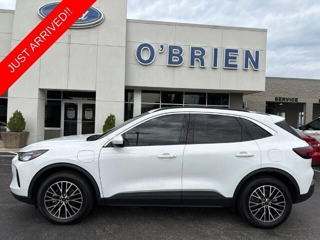 2023 Ford Escape Plug-In Hybrid Base