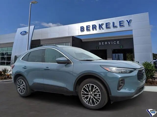 2025 Ford Escape Plug-In Hybrid PHEV