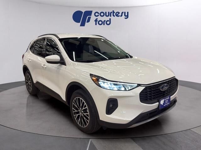 2024 Ford Escape Plug-In Hybrid PHEV