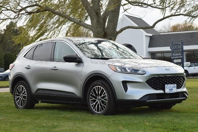 2022 Ford Escape Plug-In Hybrid SE