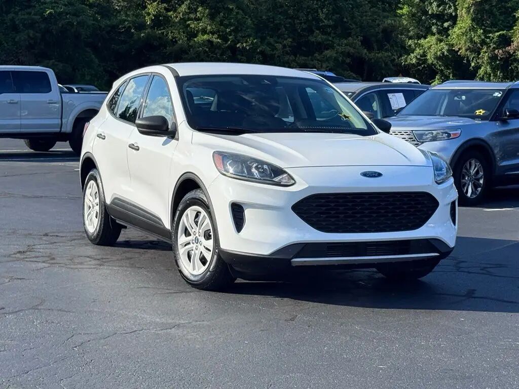 2020 Ford Escape S — photo 1 of 1
