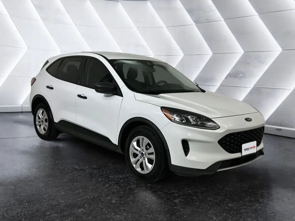 2022 Ford Escape S — photo 1 of 13