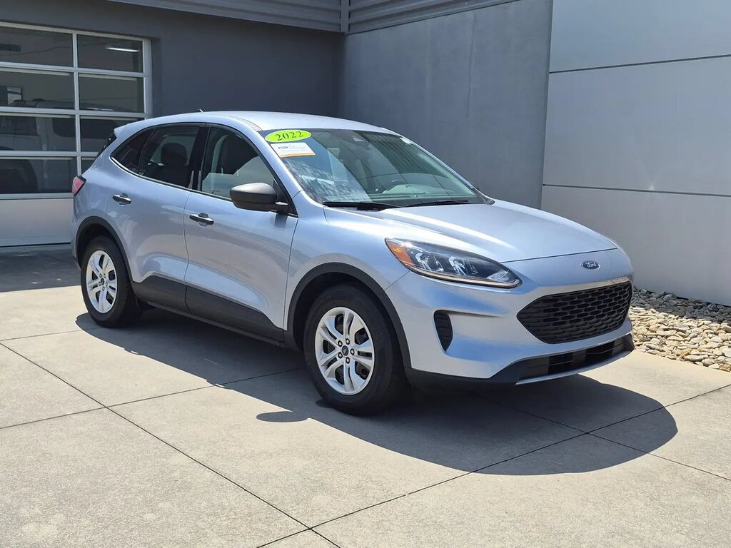 2022 Ford Escape S — photo 1 of 13