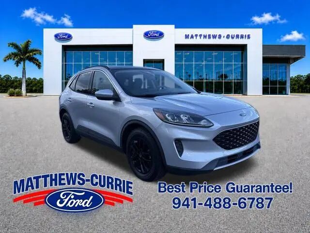 2020 Ford Escape SE