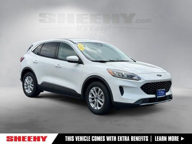 2020 Ford Escape SE — photo 1 of 10