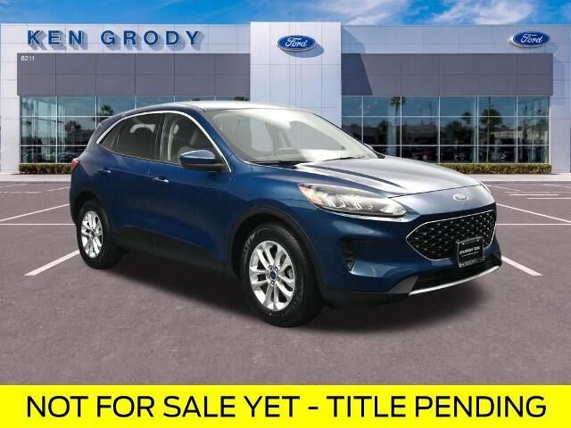 2020 Ford Escape SE