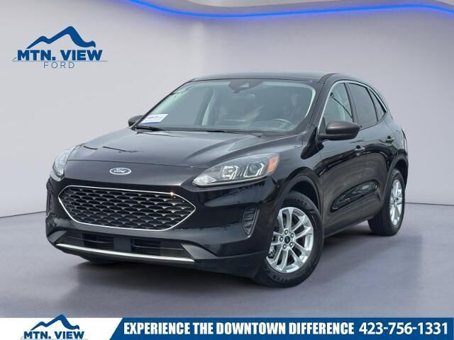 2022 Ford Escape SE — photo 1 of 13