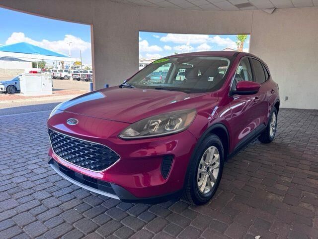 2021 Ford Escape SE — photo 1 of 13