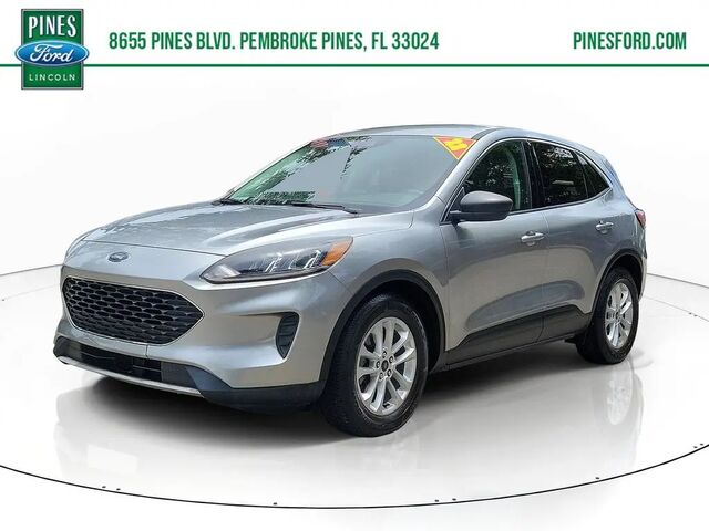 2022 Ford Escape SE