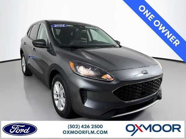 2022 Ford Escape SE — photo 1 of 13