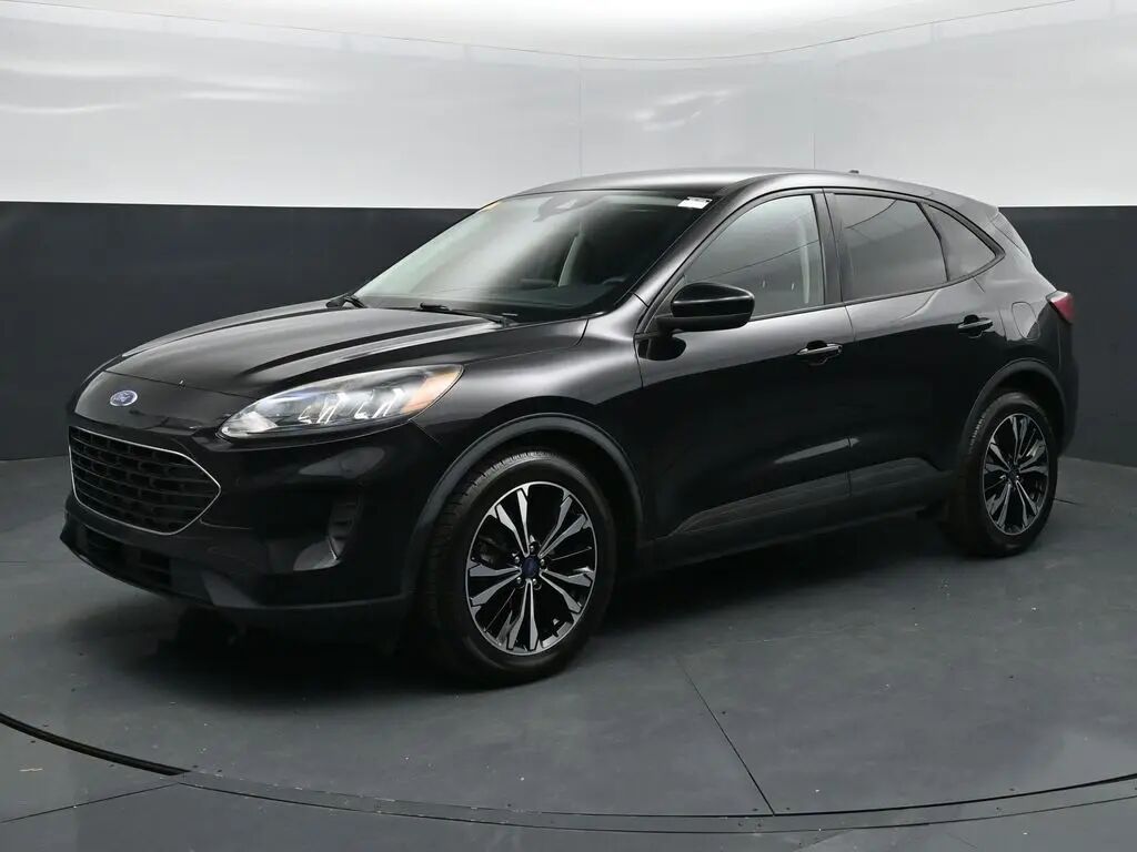2022 Ford Escape SE — photo 1 of 26