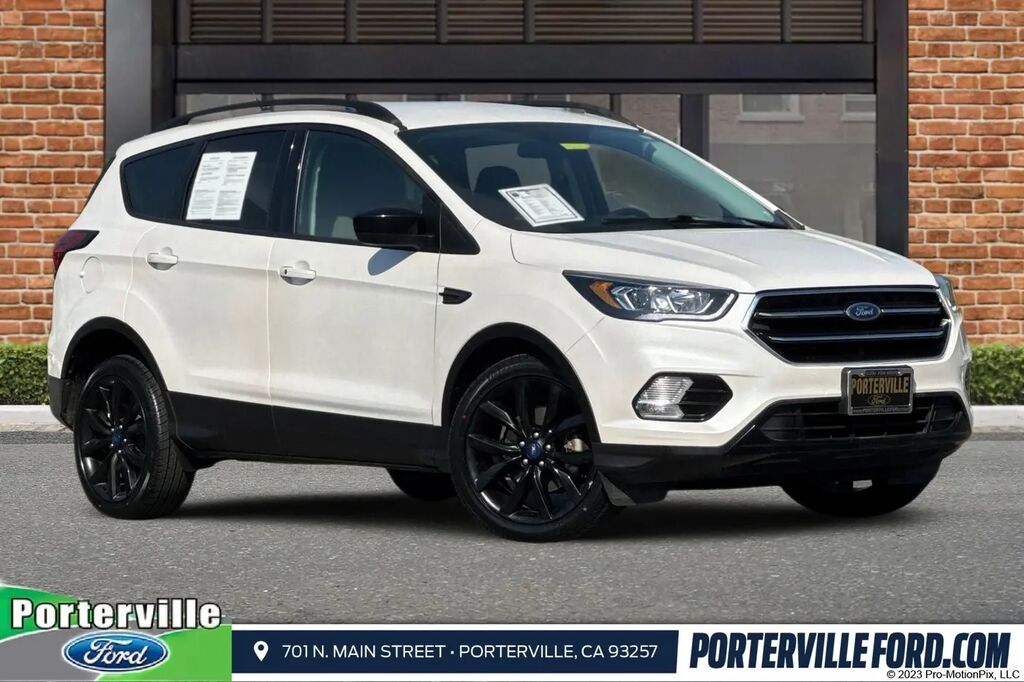 2019 Ford Escape SE — photo 1 of 23