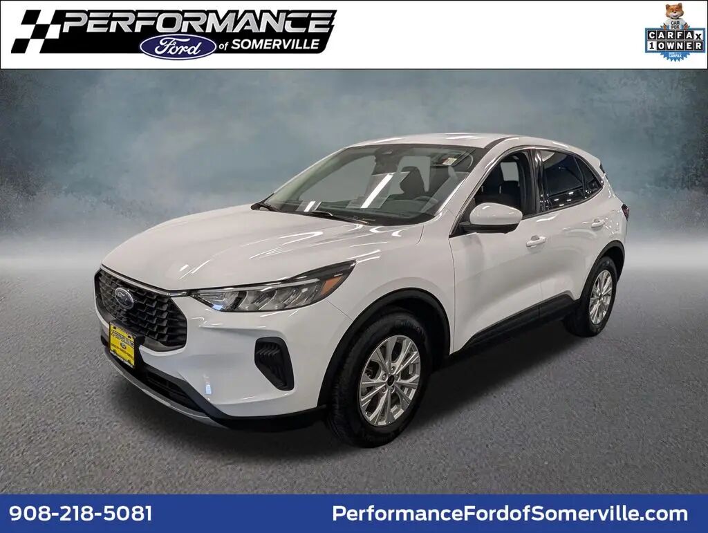 2023 Ford Escape Active — photo 1 of 13