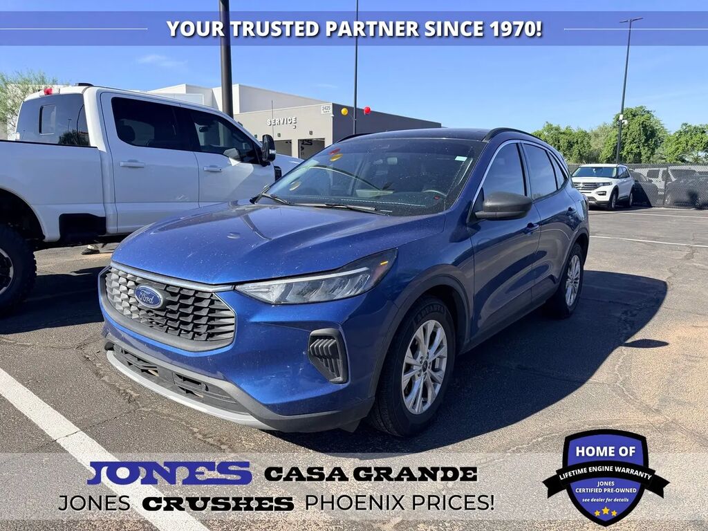 2023 Ford Escape Active — photo 1 of 4