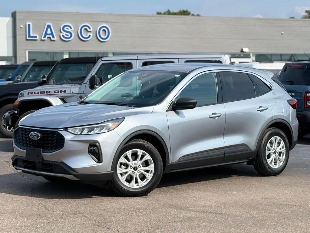 2024 Ford Escape Active — photo 1 of 13