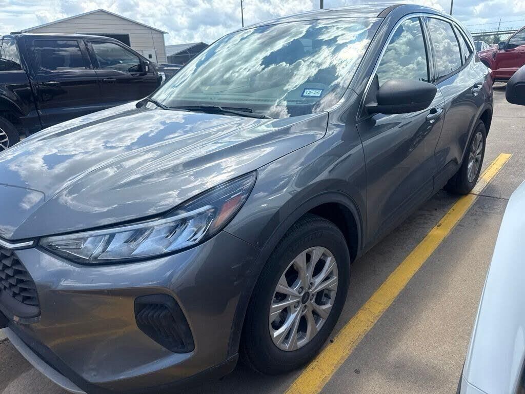 2024 Ford Escape Active — photo 1 of 1