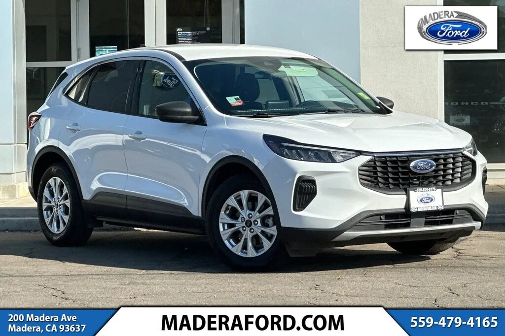 2023 Ford Escape Active — photo 1 of 13