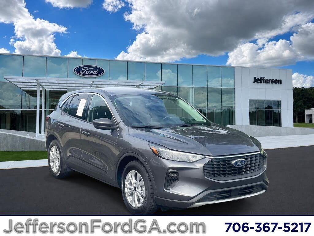 2024 Ford Escape Active — photo 1 of 1