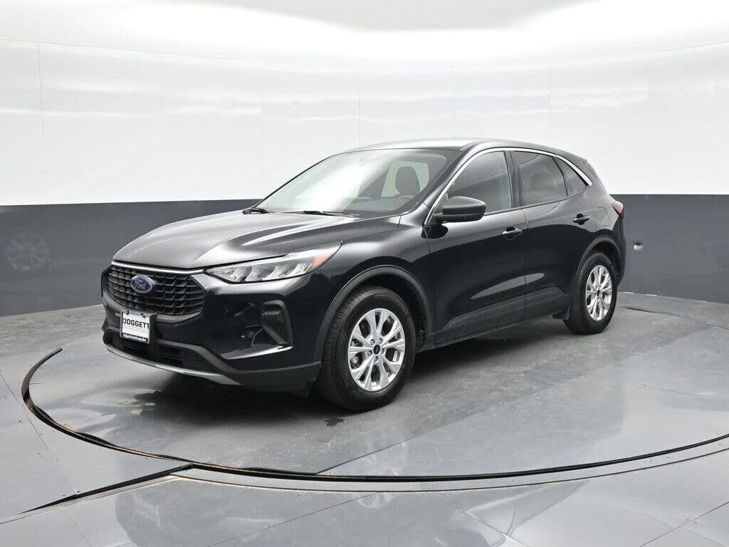 2024 Ford Escape Active — photo 1 of 1