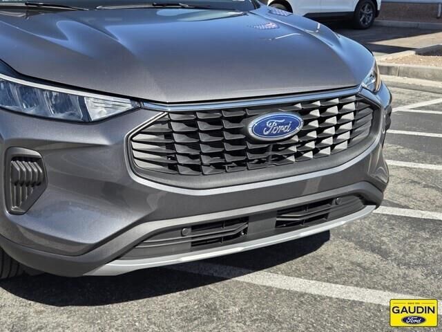 2024 Ford Escape Active — photo 1 of 11