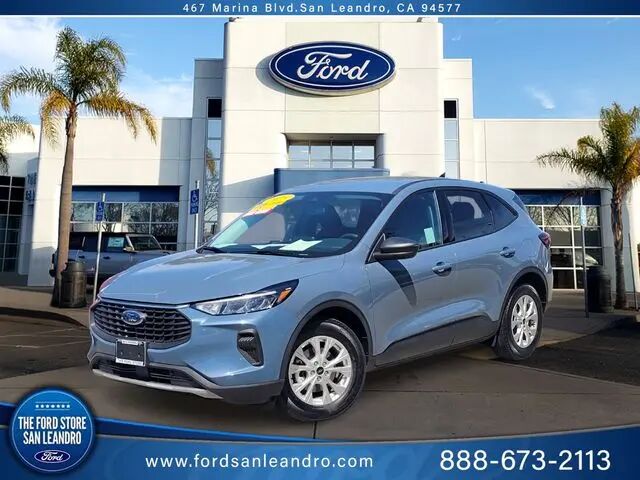 2025 Ford Escape Active — photo 1 of 13